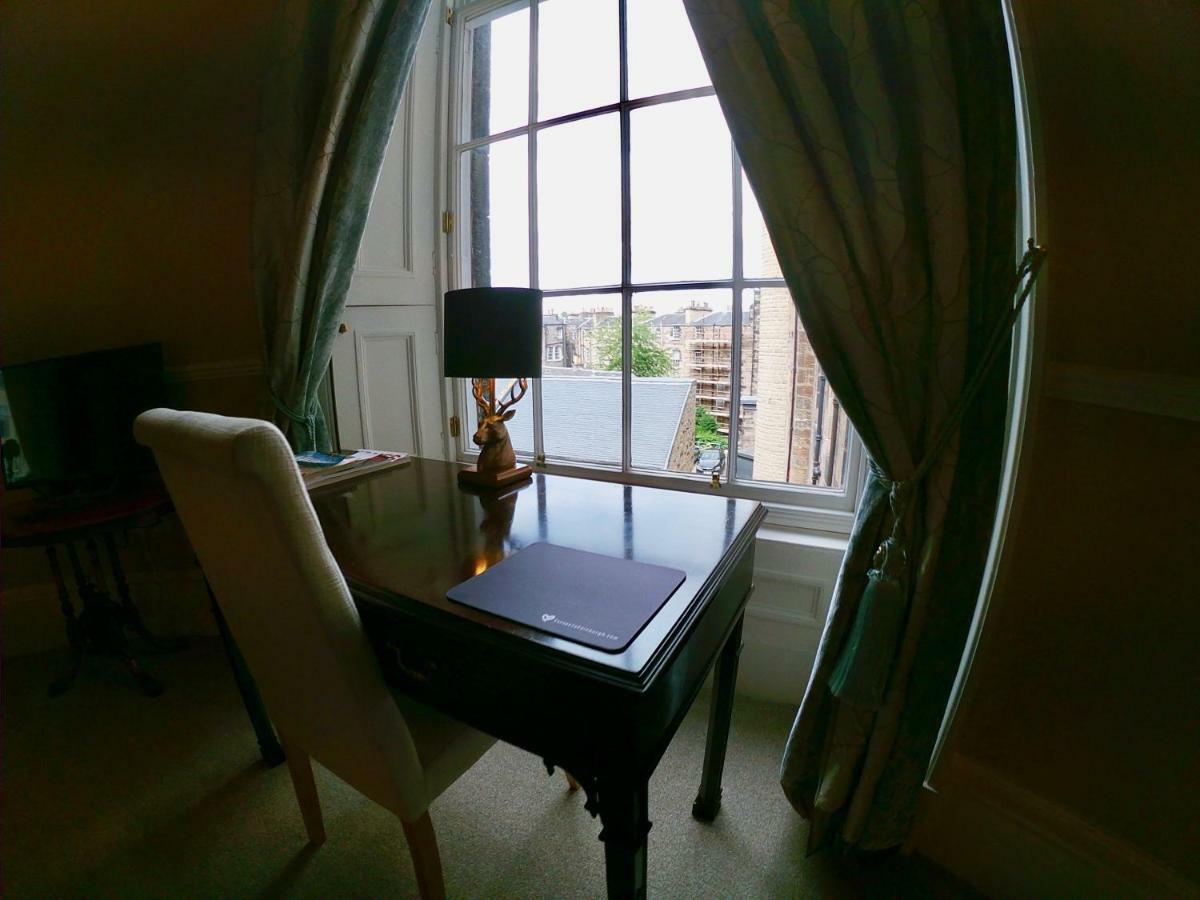 Escape To Edinburgh @ Albyn Place エクステリア 写真
